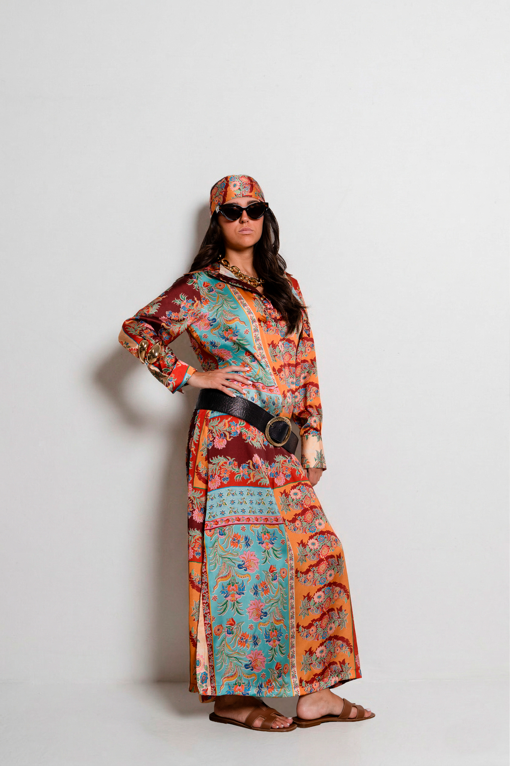 Vestito lungo in raso fantasia V1024